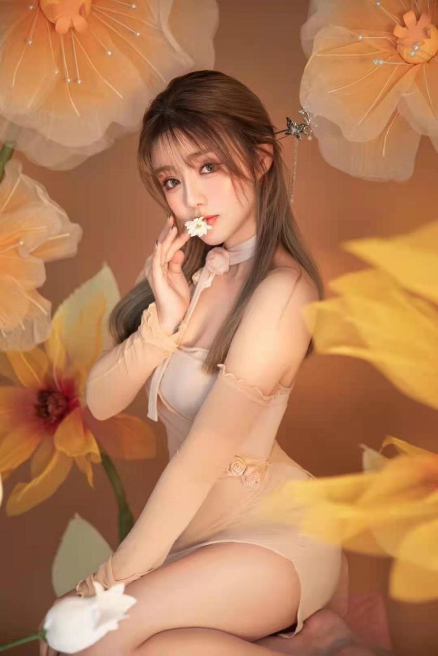 新人网红小姐姐