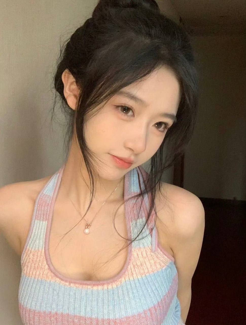 68D 纯❤️人 音乐系校花 ♡