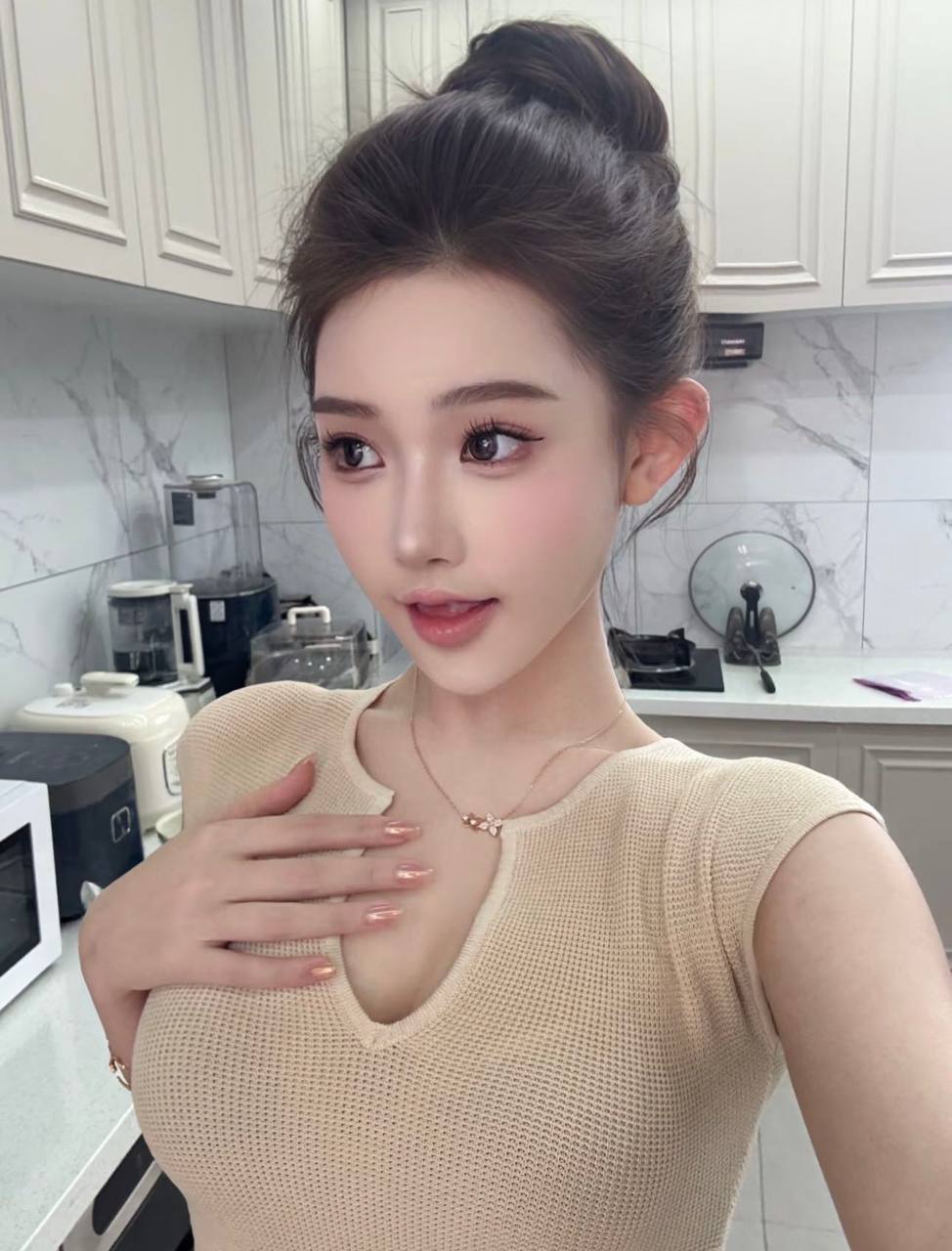 高颜值高情商 耐心待你如男友