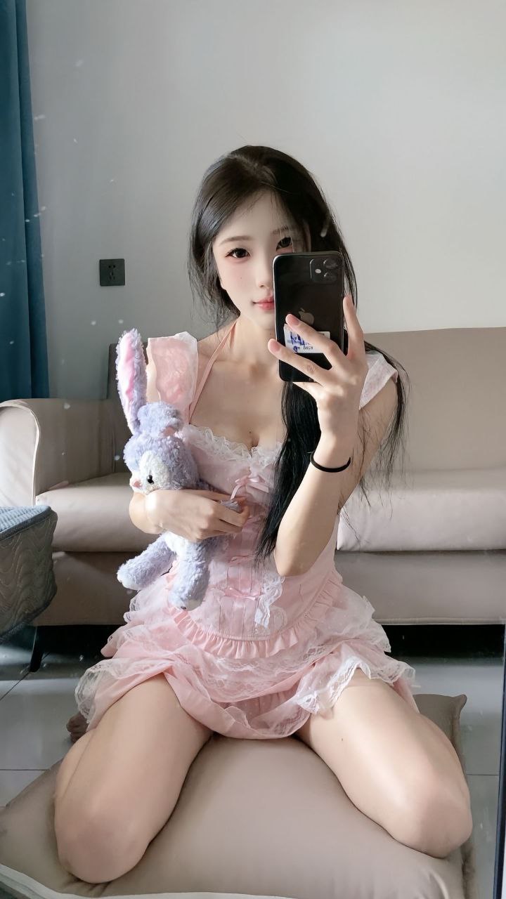 纯欲天花版