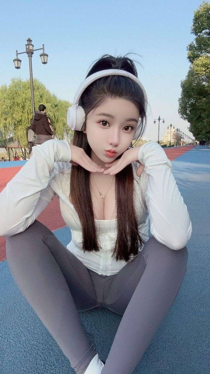蚂蚁腰翘臀金腰臀比
