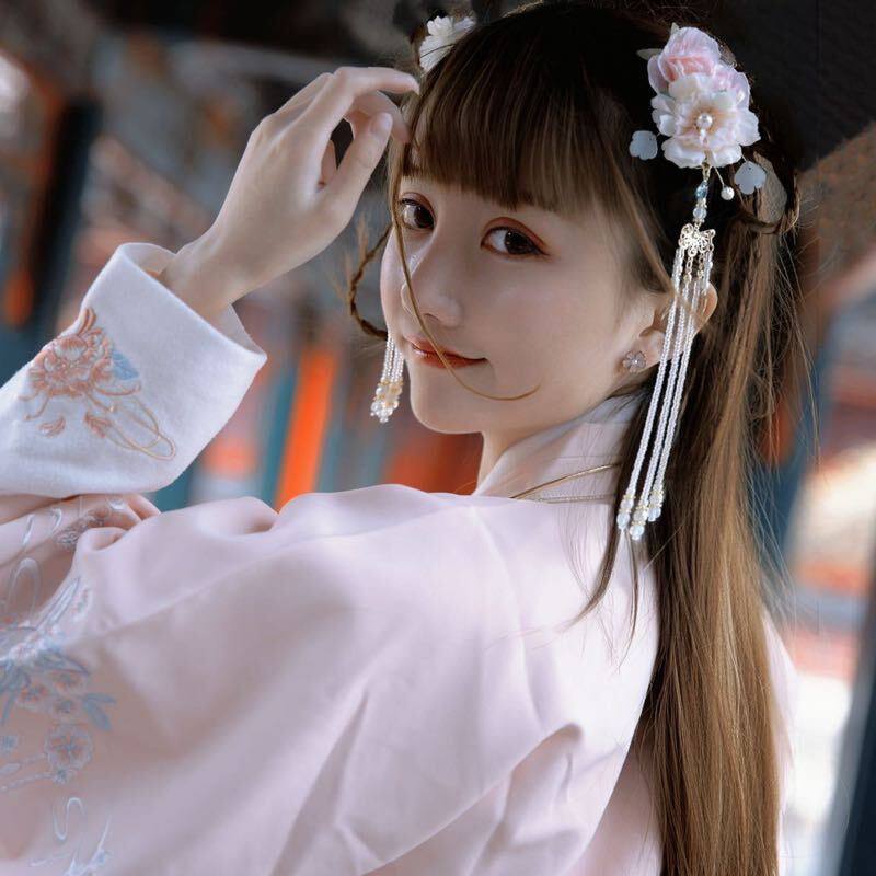 北京现代研修学院学生吧 播音系