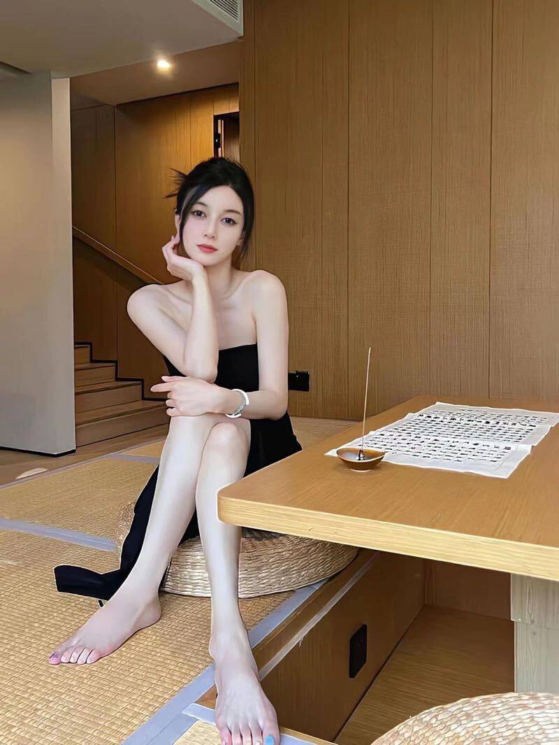 气质甜美女神❤️→身高177→天然D