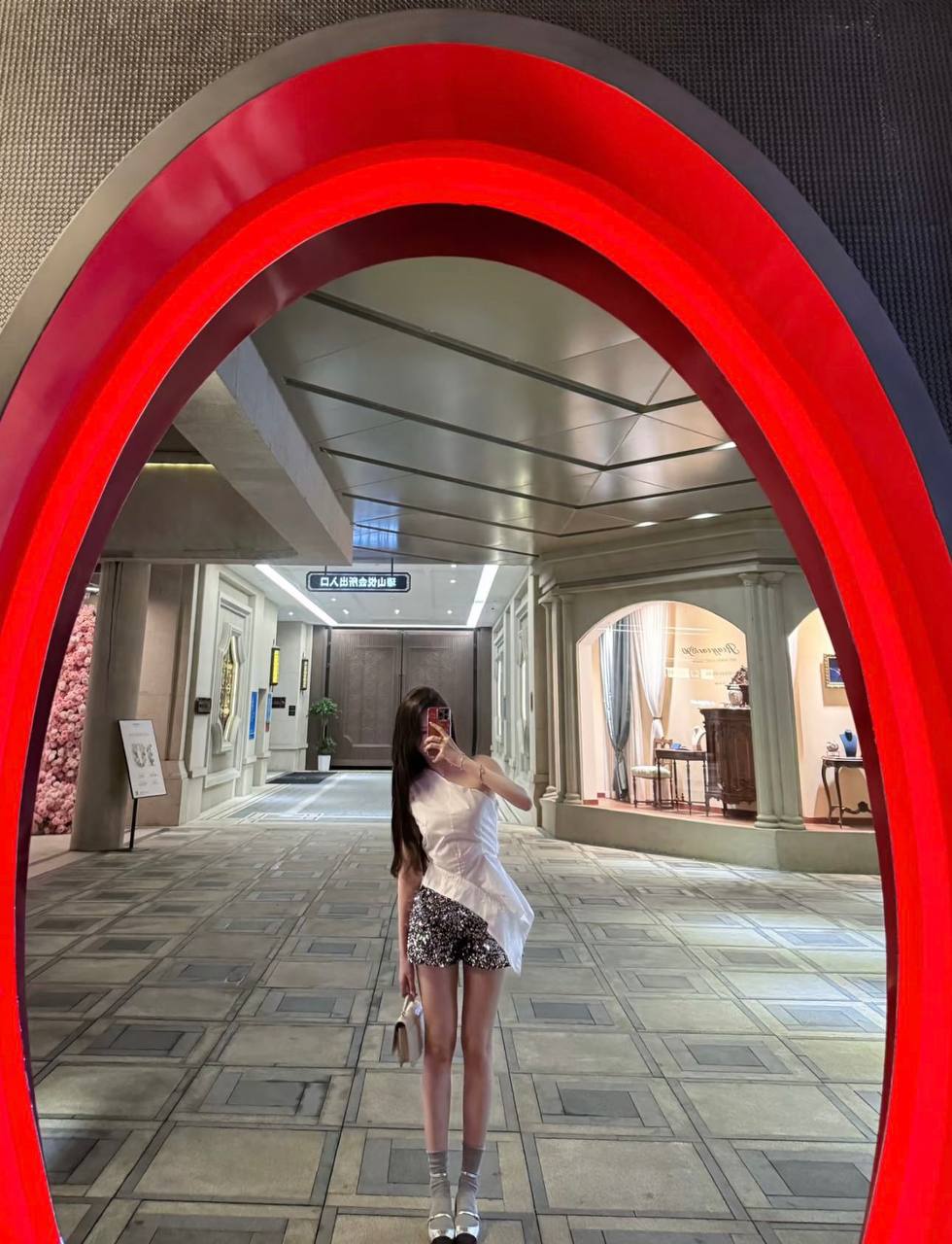 高颜值高情商 耐心待你如男友