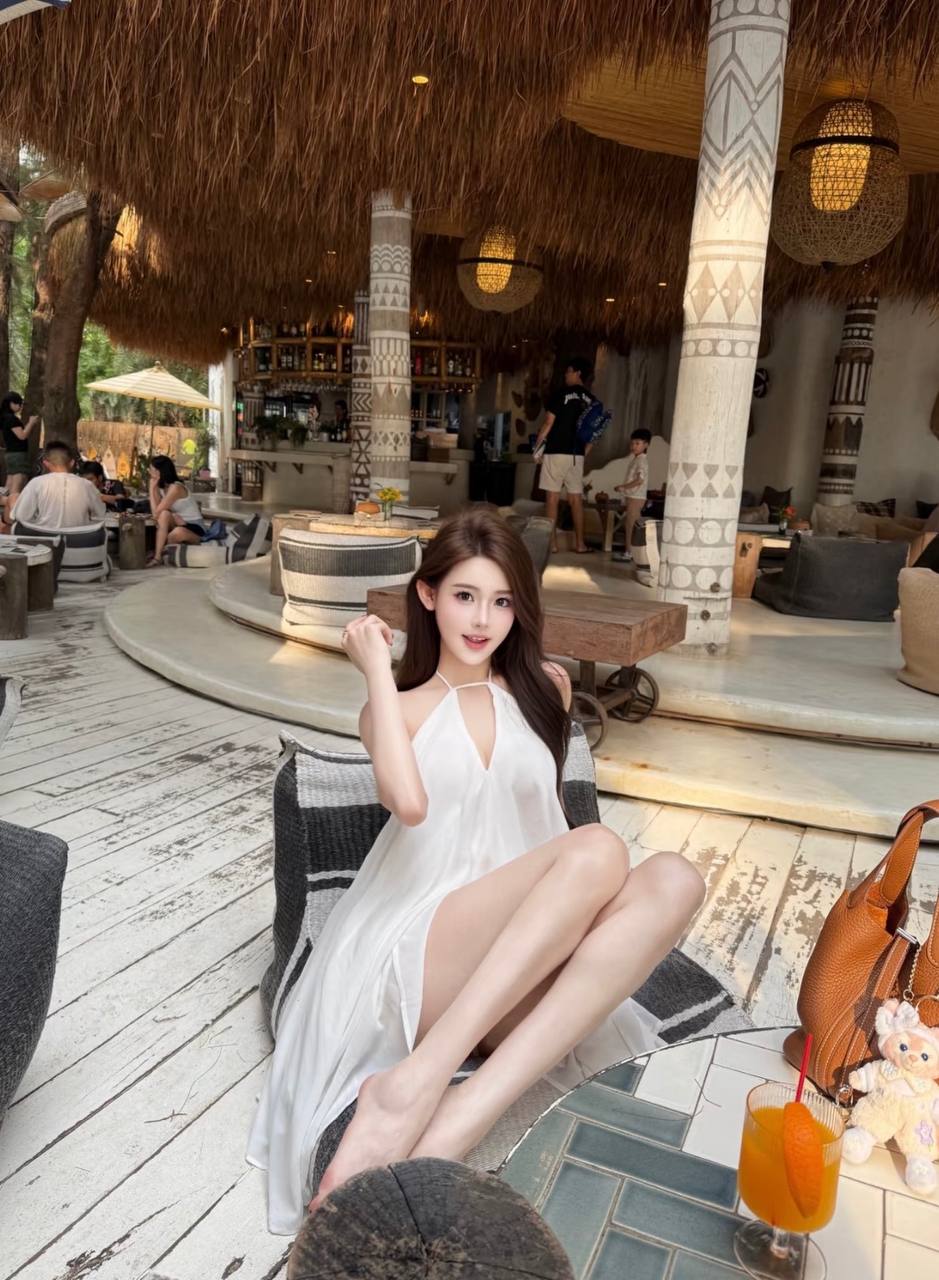 高颜值高情商 耐心待你如男友