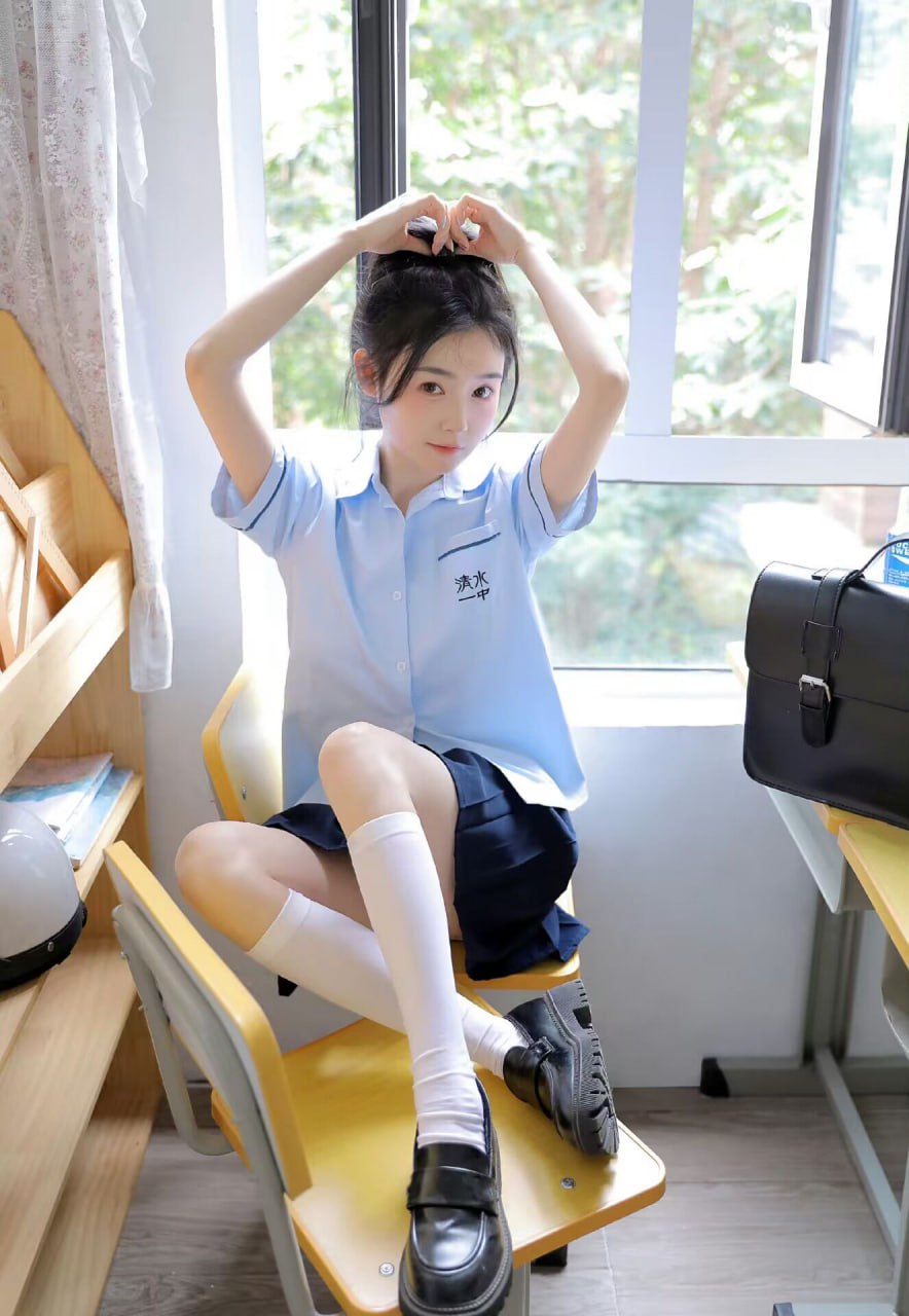 大学生04-刚下水可可