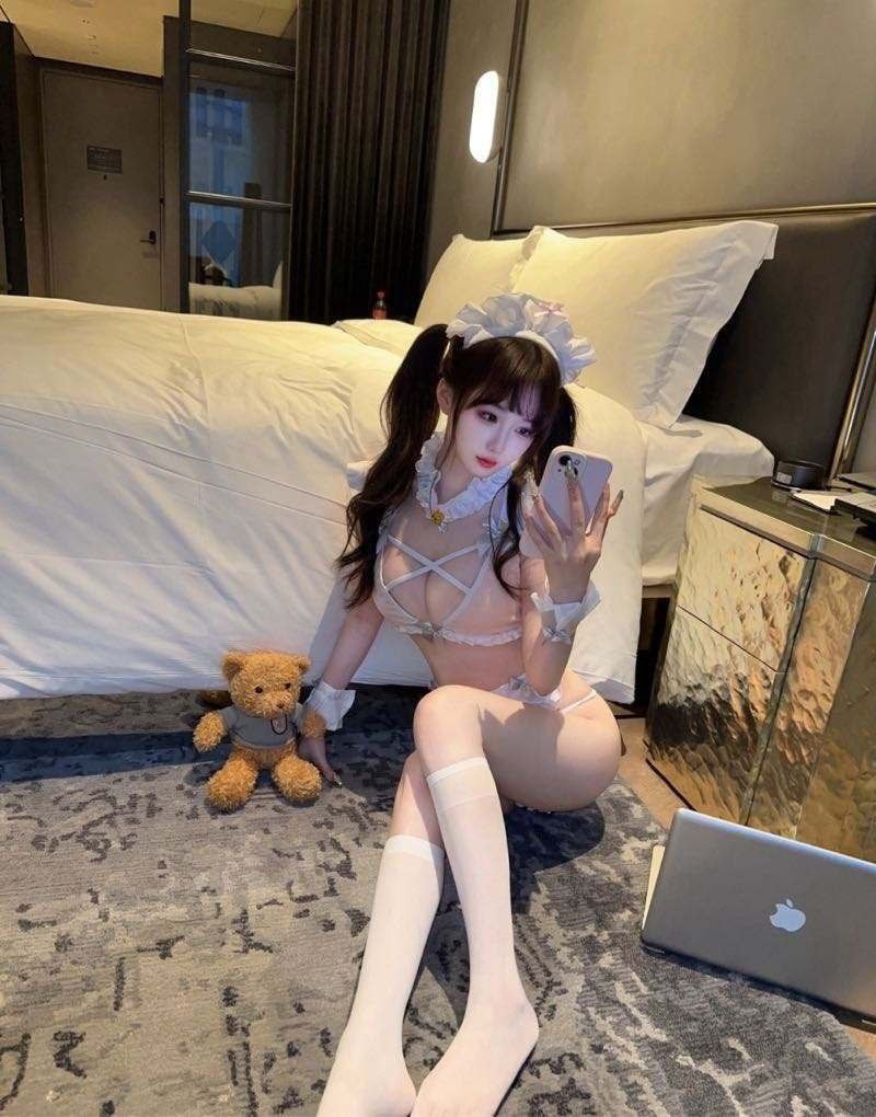 武汉新人白虎兼职学生❤️人馒头兼职 02极品白小纯