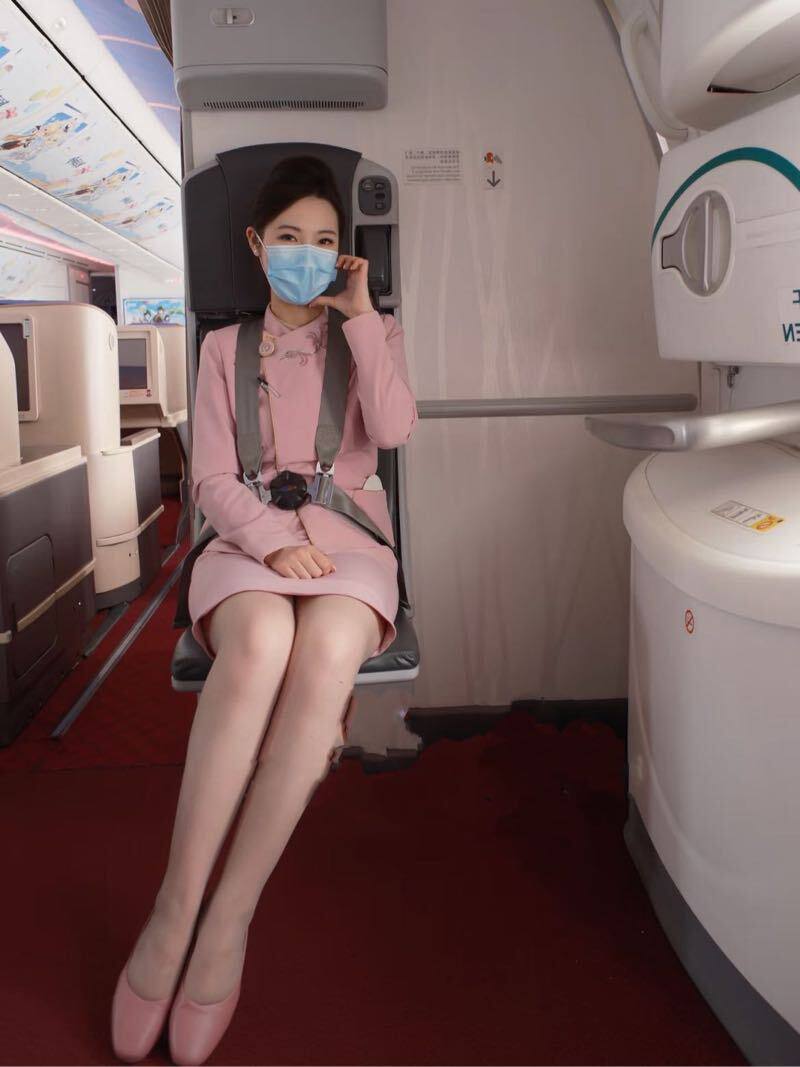 新人兼职空姐吉祥航空清纯气质天花